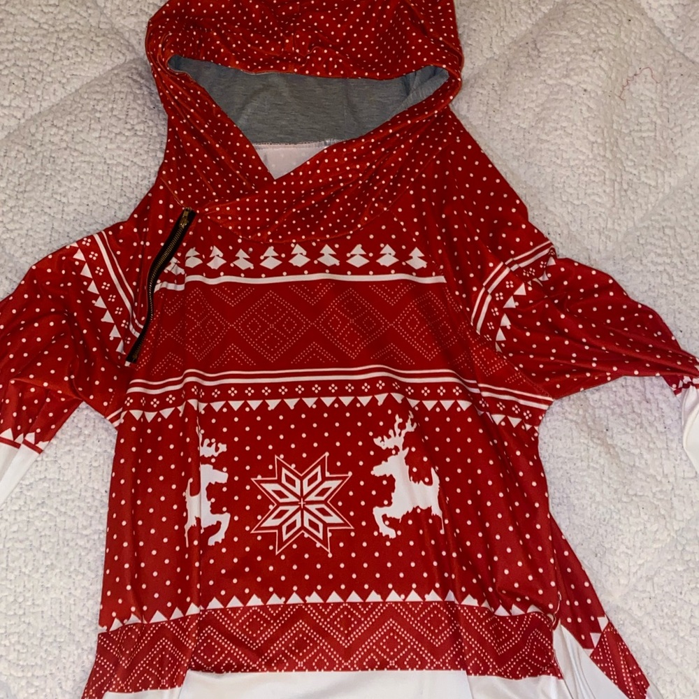 Adorable slinky sweatshirt- mommy and me available!